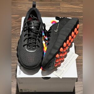 Nike Mind 002 - Black - Size 13